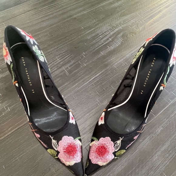 Zara floral heels - Picture 1 of 6